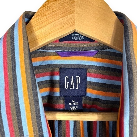 4 for $20 SALE! Gap Classic Button Down Long Sleeve, Multi Stripe, Size M - Picture 4 of 9